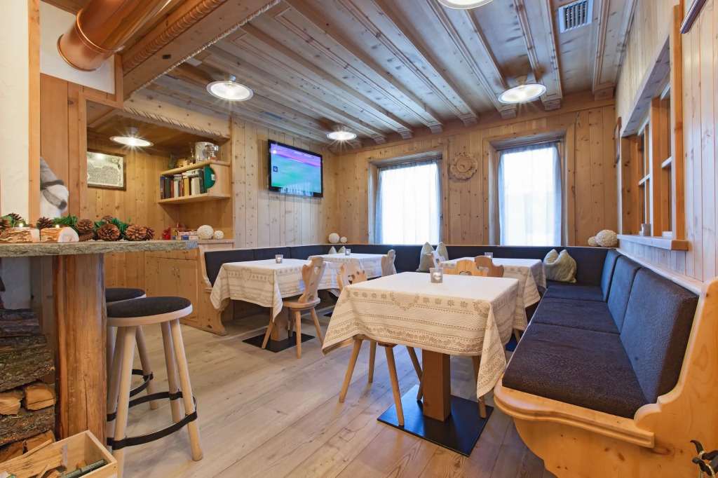 Hotel Crosal