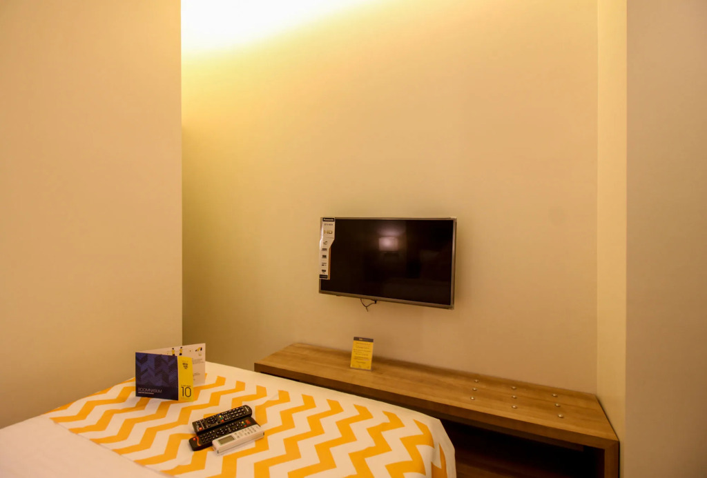 FabHotel Ascot International II - Nr Mumbai International Airport