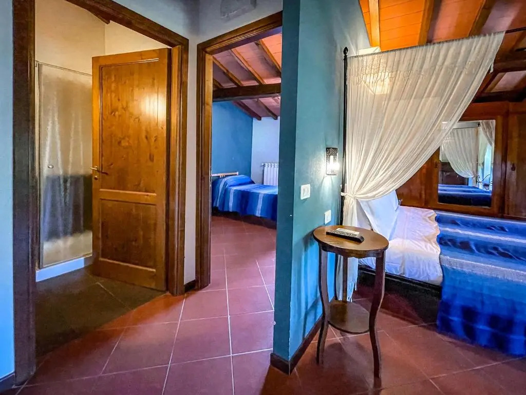 Villa la Topaia by VacaVilla