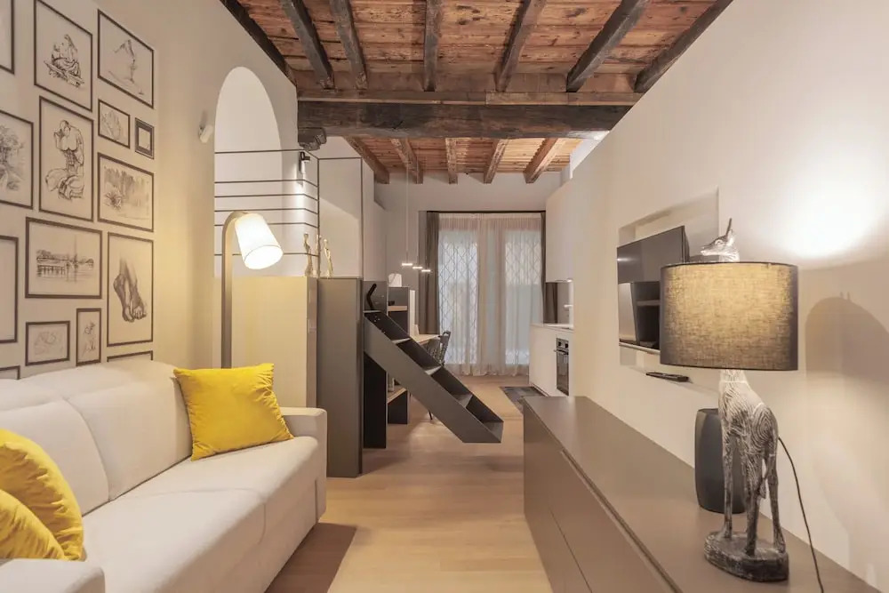 BnButler - Bergamo - Via Simone Mayr 2