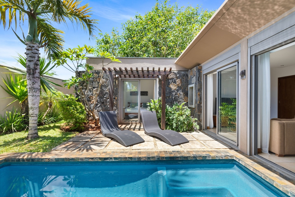 Athena Villa D10