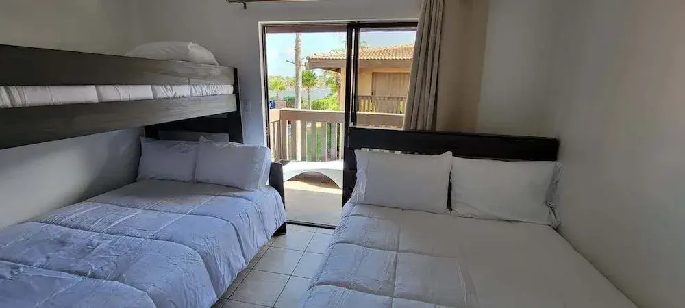 Tiki 1 Bedroom Home by RedAwning
