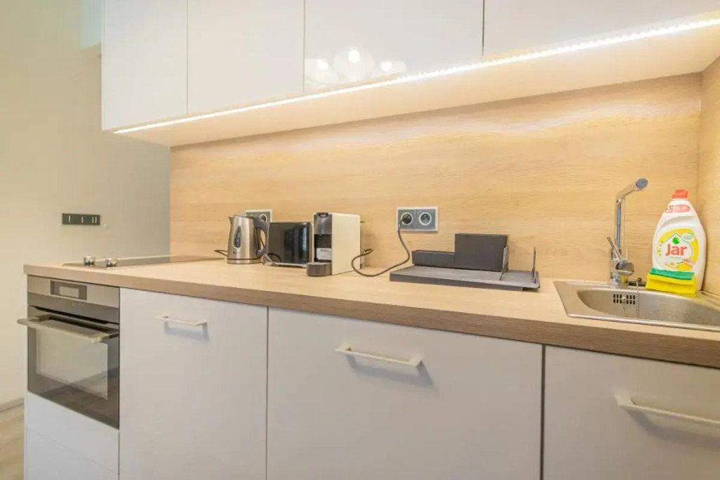 Business Studio Andel, 10min Centre, NETFLIX, Paid Parking