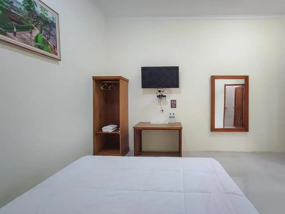 RedDoorz at Tanakatto Homestay Waikabubak