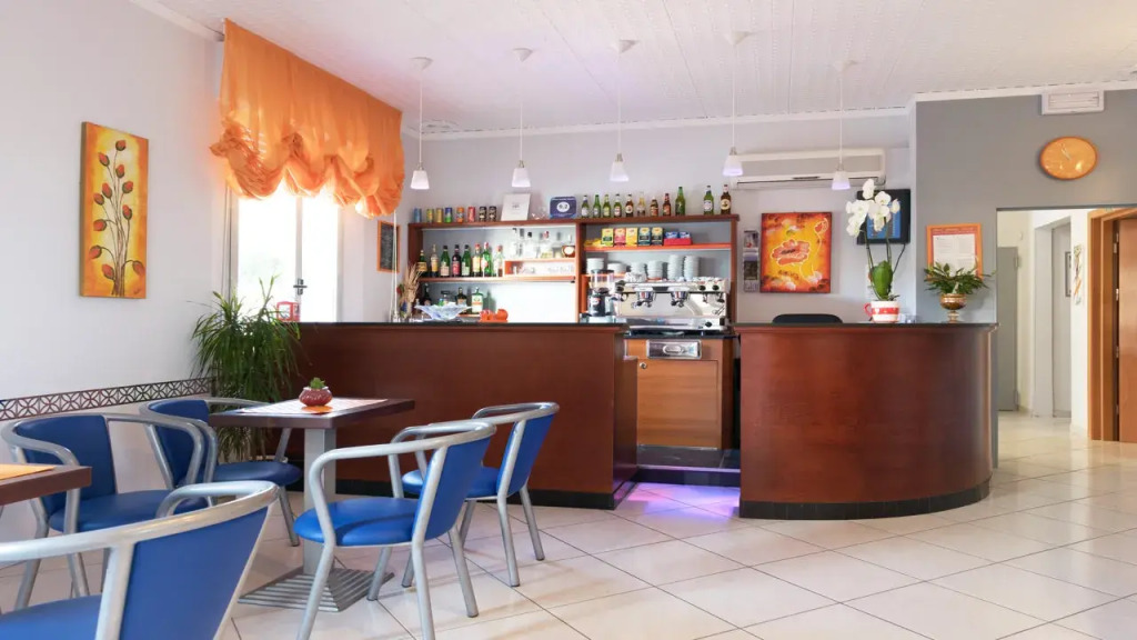 Hotel Holiday Beach