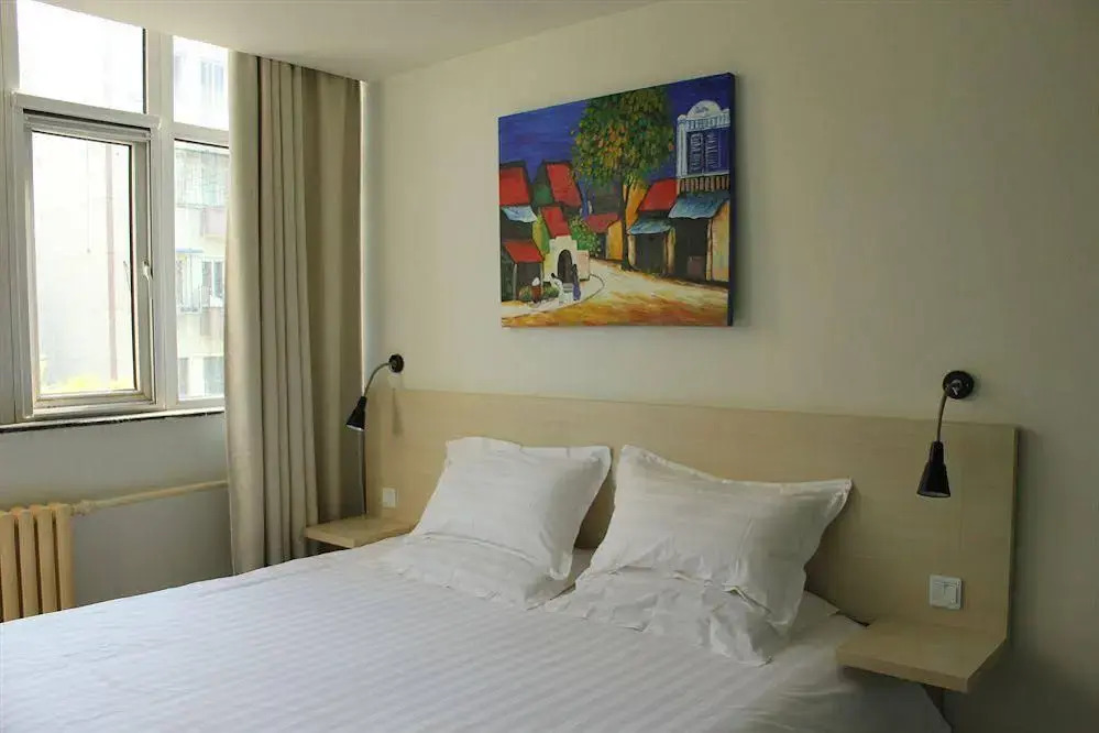 Cinderella Hotel Shifoying