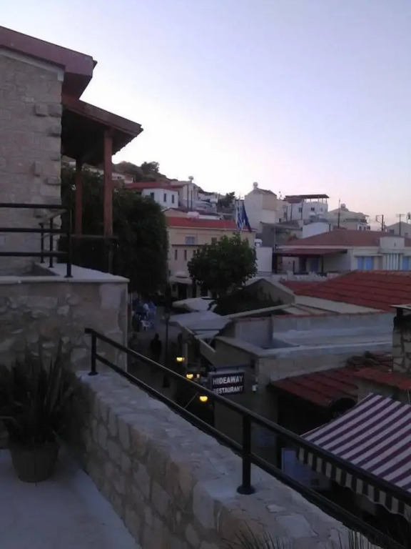 Immaculate 4-bed House in Pissouri