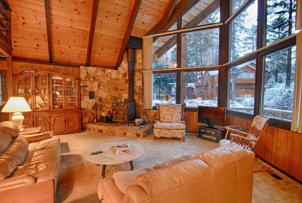 372 Rim Drive - 3 Br Home