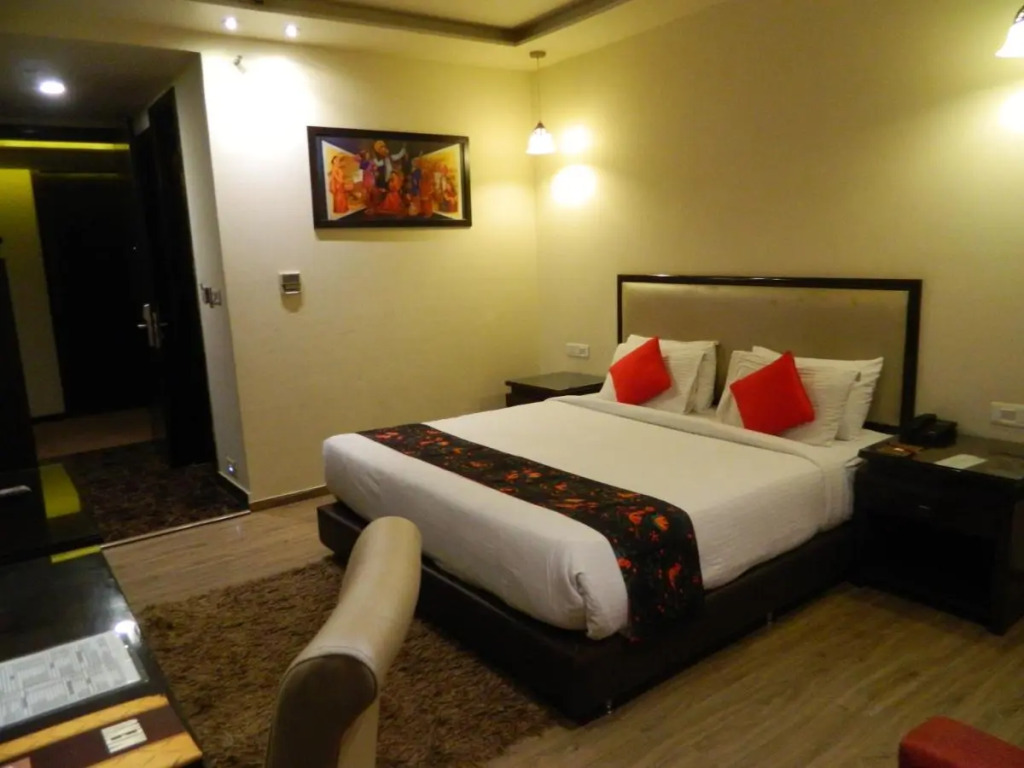 Avaas Lifestyle Hotel