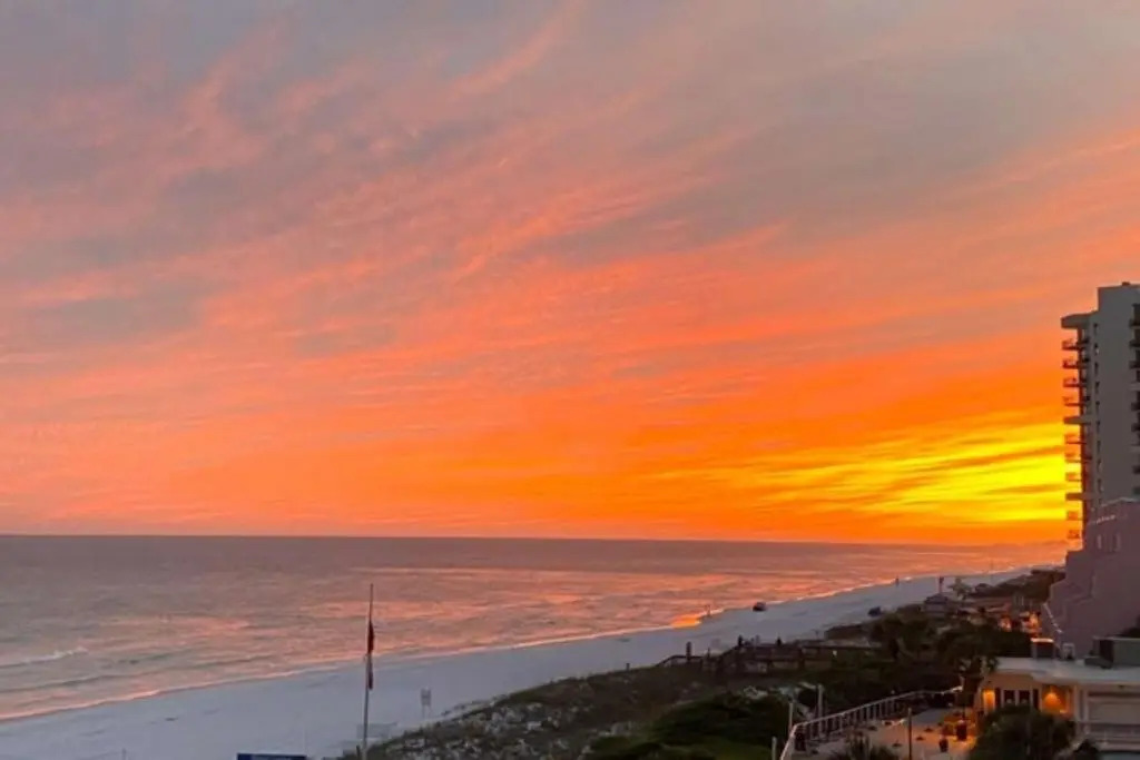 Beach Manor 508