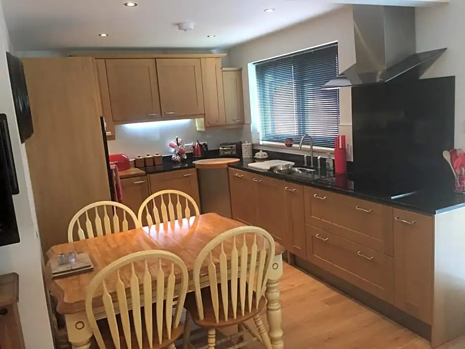 Woodburn Lodges