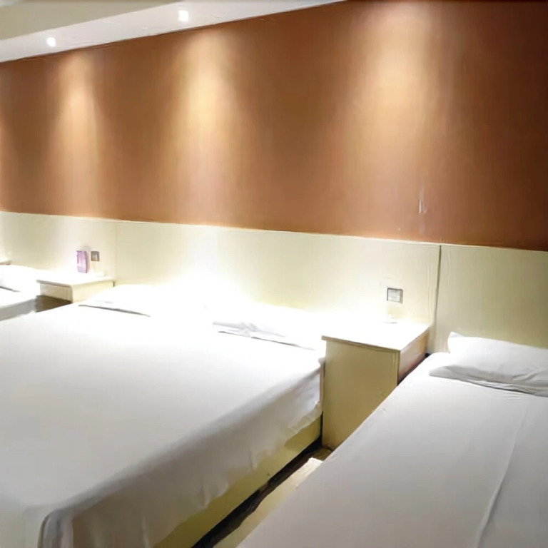 Hongchibo Hot Spring Hotel (Kaifeng Baogongci Branch)