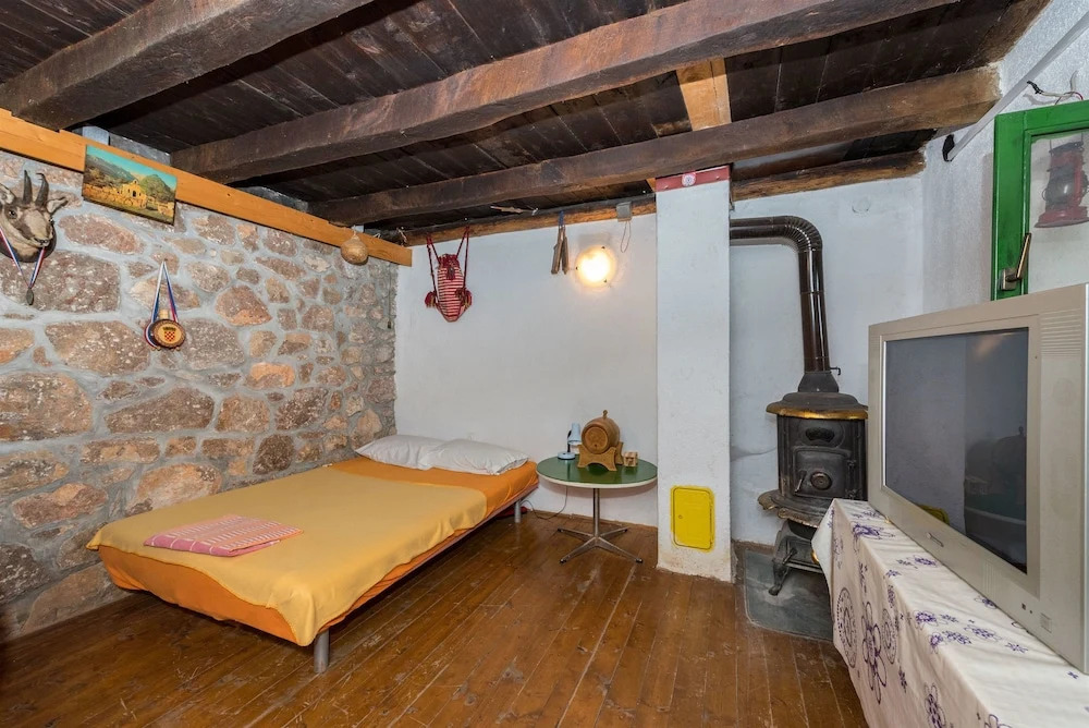 House Ivaneza