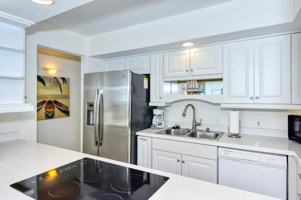 LaPlaya 109A Enjoy the balmy Gulf breezes in this corner end unit right on the beach