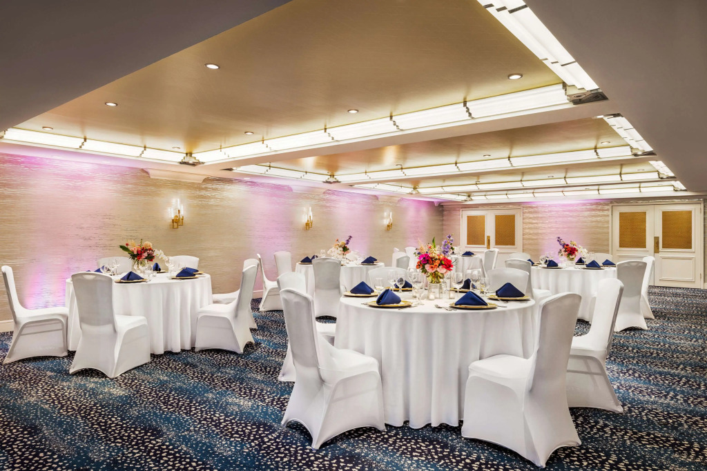 Inn at Great Neck, WorldHotels Crafted