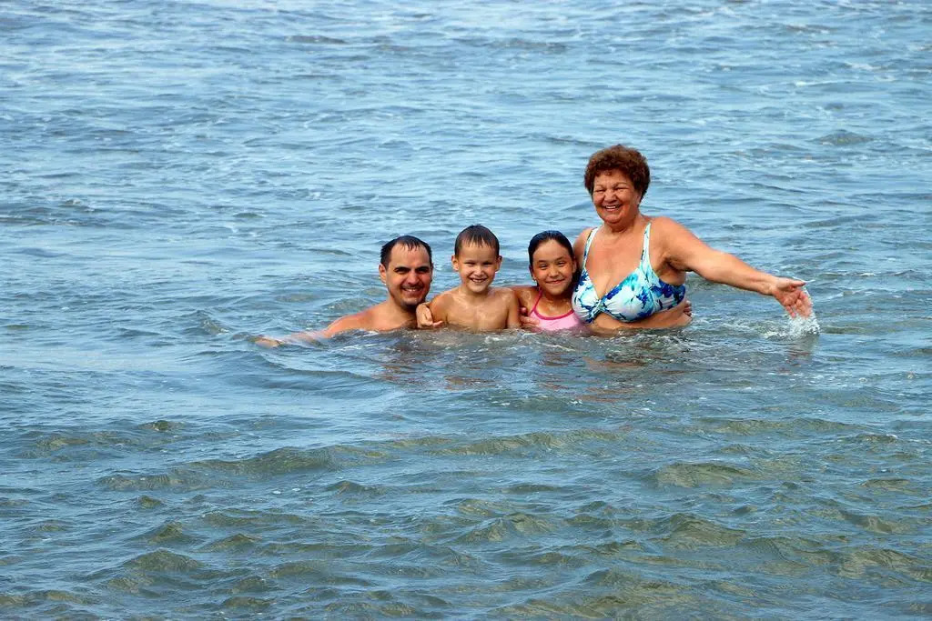 Roy Villa Beach Hotel