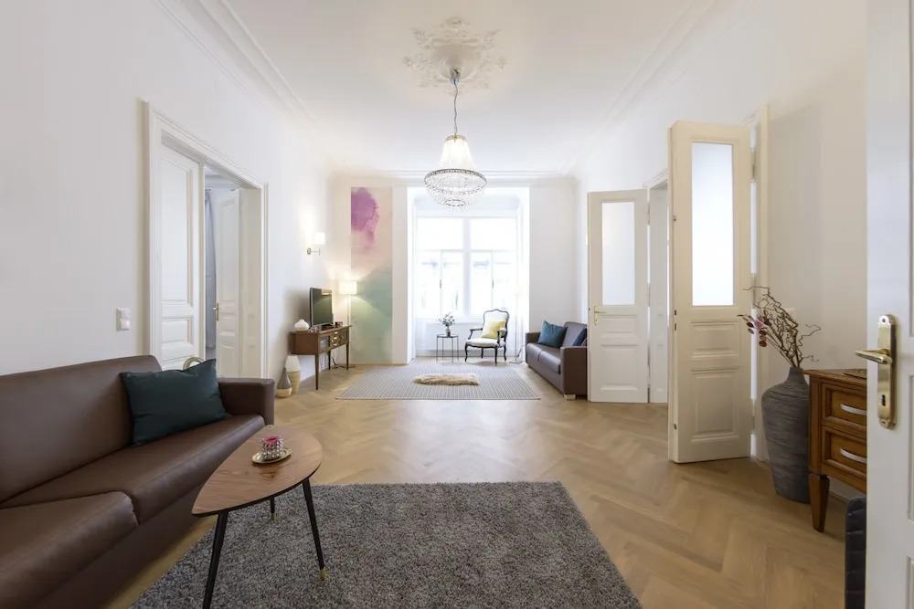 Senator Suite Stephansplatz by Welcome2Vienna