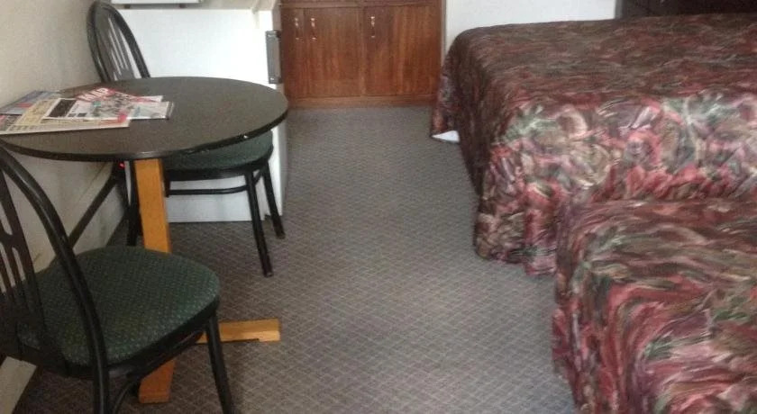 The Gateway Inn