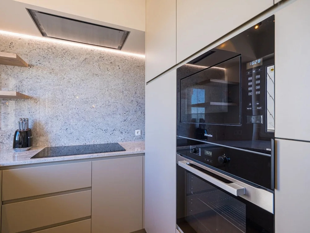 Beautiful Penthouse With Phenomenal sea View
