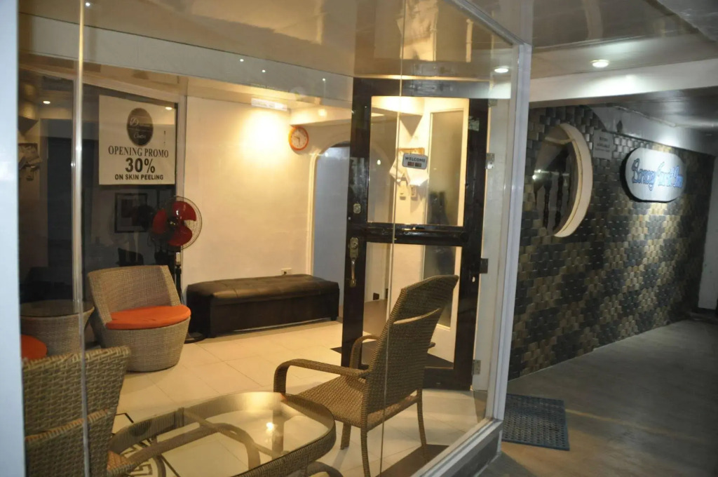 Boracay Tourists' Inn
