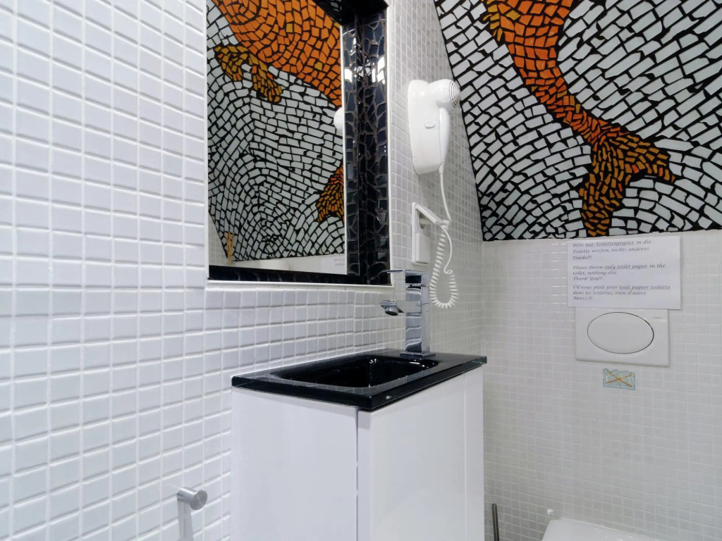 Modern Apartment in Berlin near Lake and City Centre