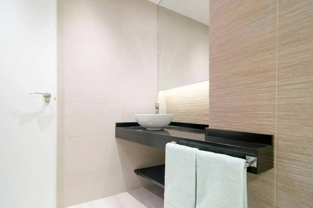Beautiful Apartment next to Santiago Bernabeu by Batuecas