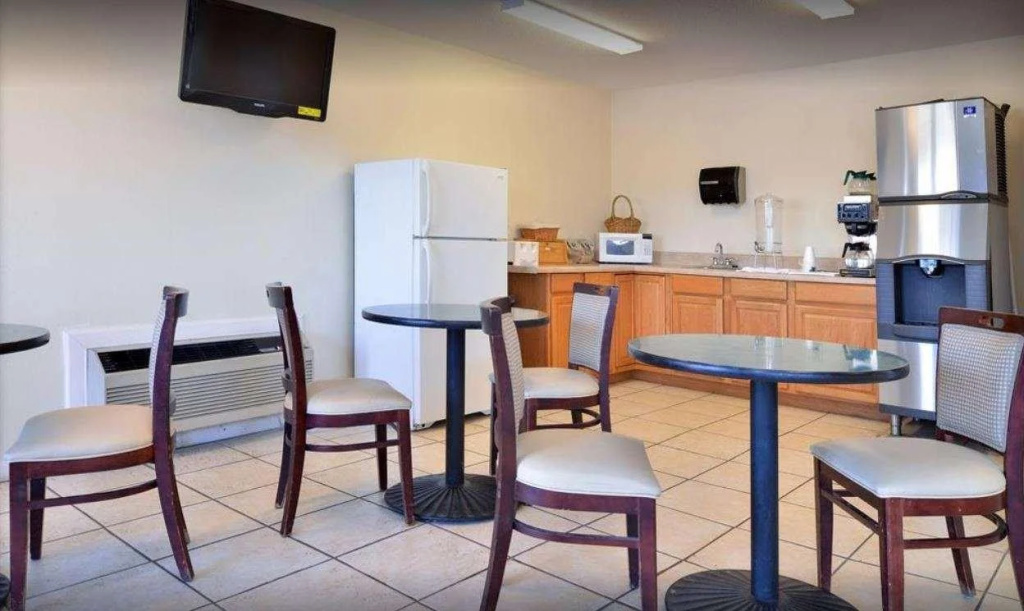 Super 8 by Wyndham Lumberton NC