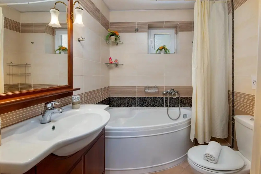Maritina Villa - 2 BR House Surrounded by Olive Groves