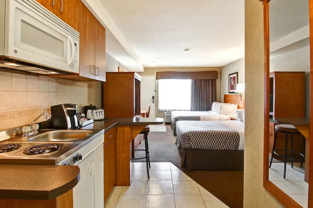 Super 8 Rimbey