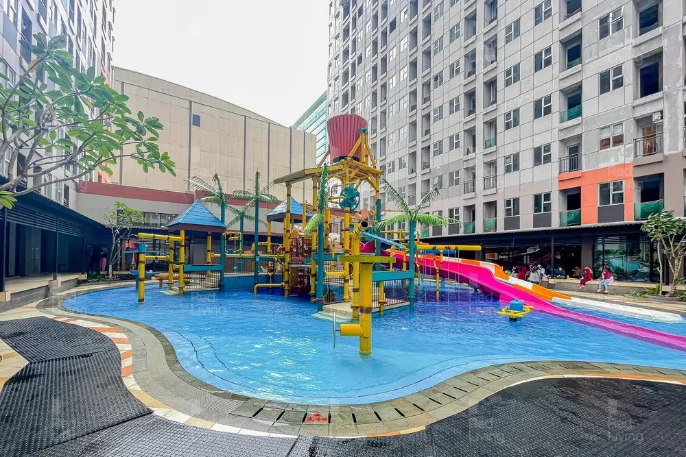 RedLiving Apartemen Transpark Juanda - Kamarku Tower Jade with Netflix