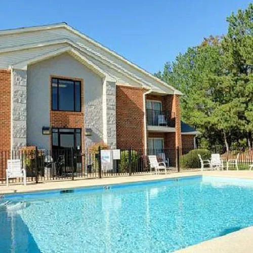 Magnuson Hotel on the Lake Clarksville