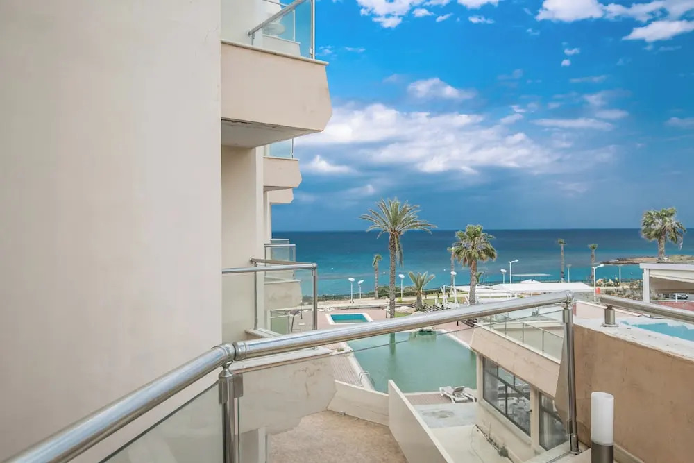 Protaras Pallini Apartment Ftb301 and 3 Bedroom Apartment at Fig Tree bay