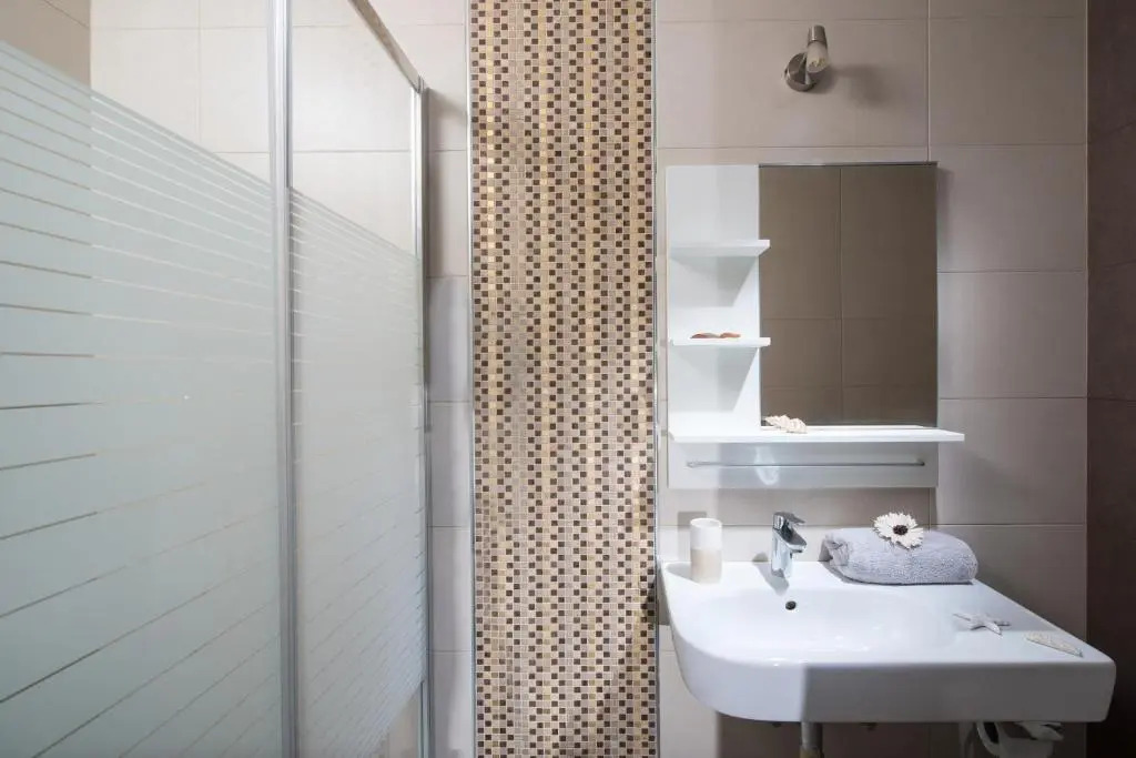 Coast Suite-Luxury Central Beach House