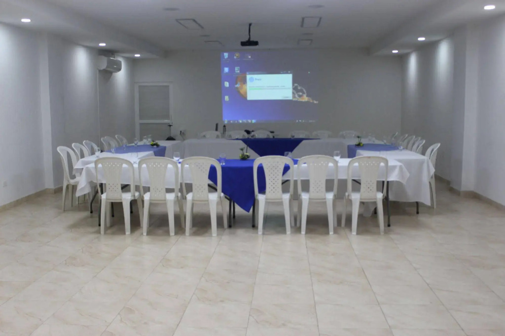 Hotel Metropolitana Plaza
