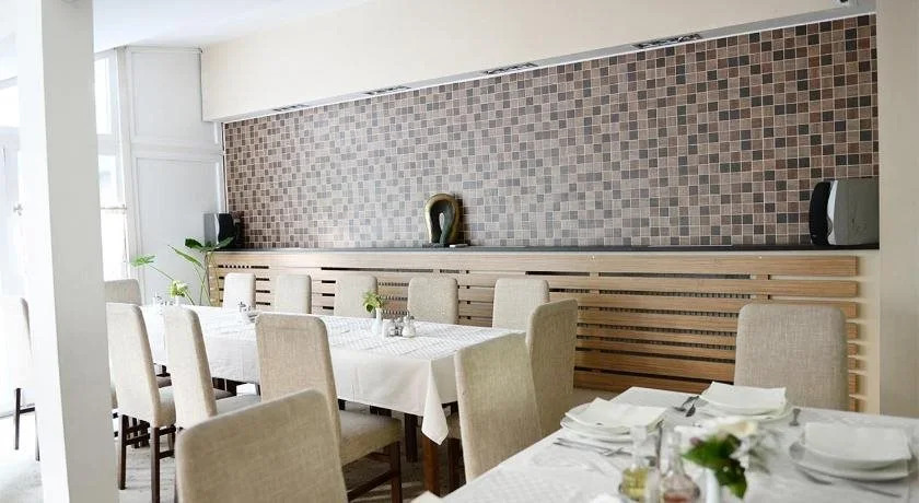 Hotel Ambasador