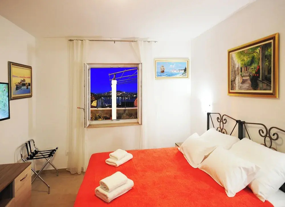 Nika Family Apartments