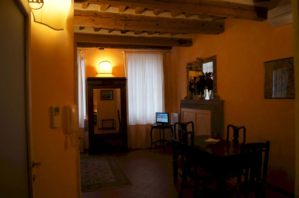 La Tosca Rooms & studios