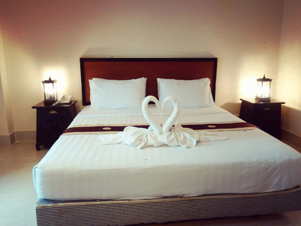 Rayong Lanna Hotel