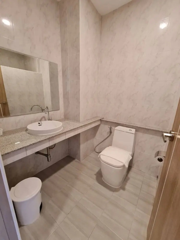 The Charlotte Smart Hotel Lopburi