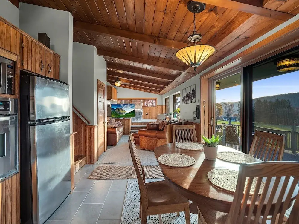 The Eagles Nest, Couples Escape - Hot Tub & Views