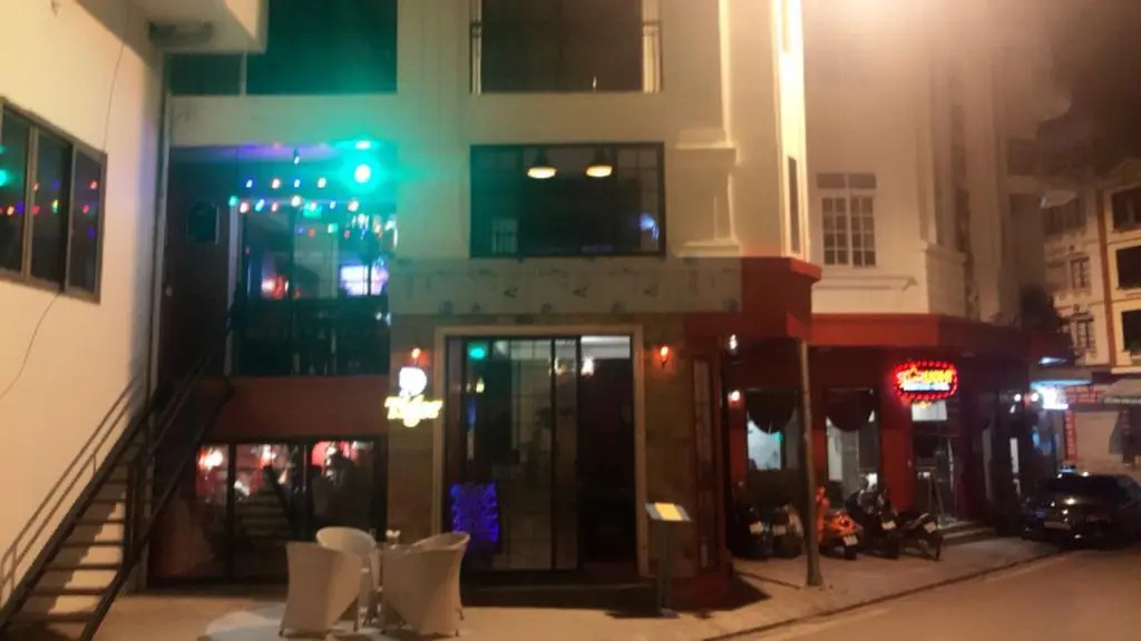 Starlight hotel Bãi Cháy