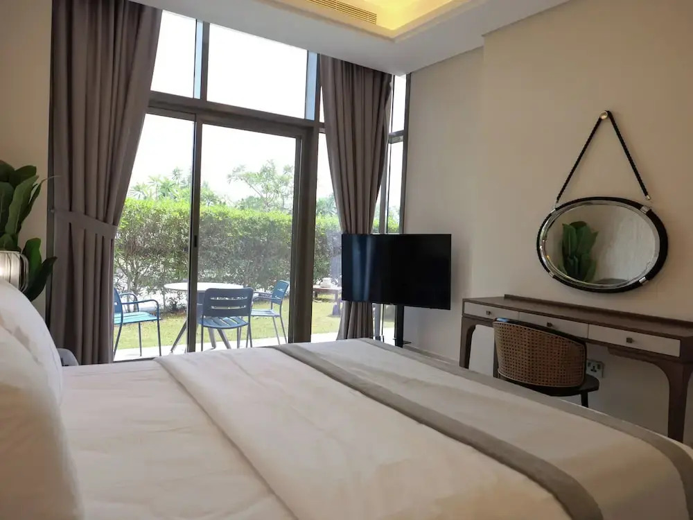 Sea & Garden View Apartments - The 8