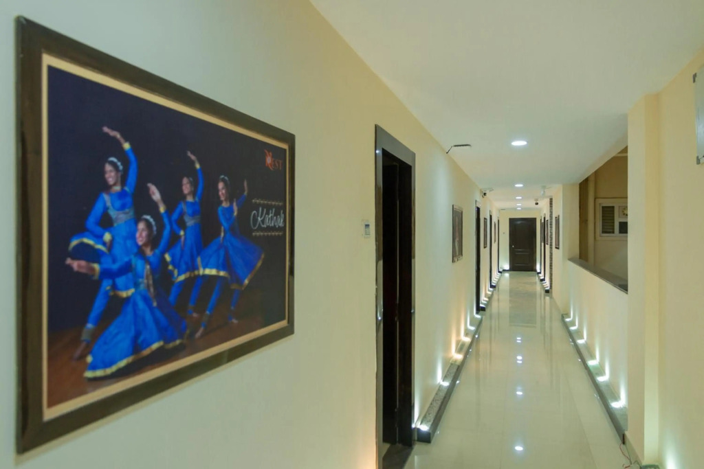 Hotel Iris Atnest Madhapur - A Business Hotel