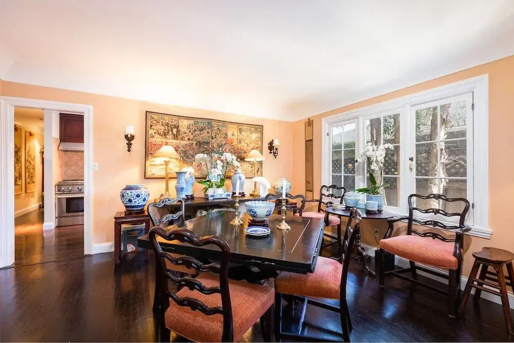 Elegant Home in the Heart of LA 2 Bedrooms 1 Bathroom Duplex