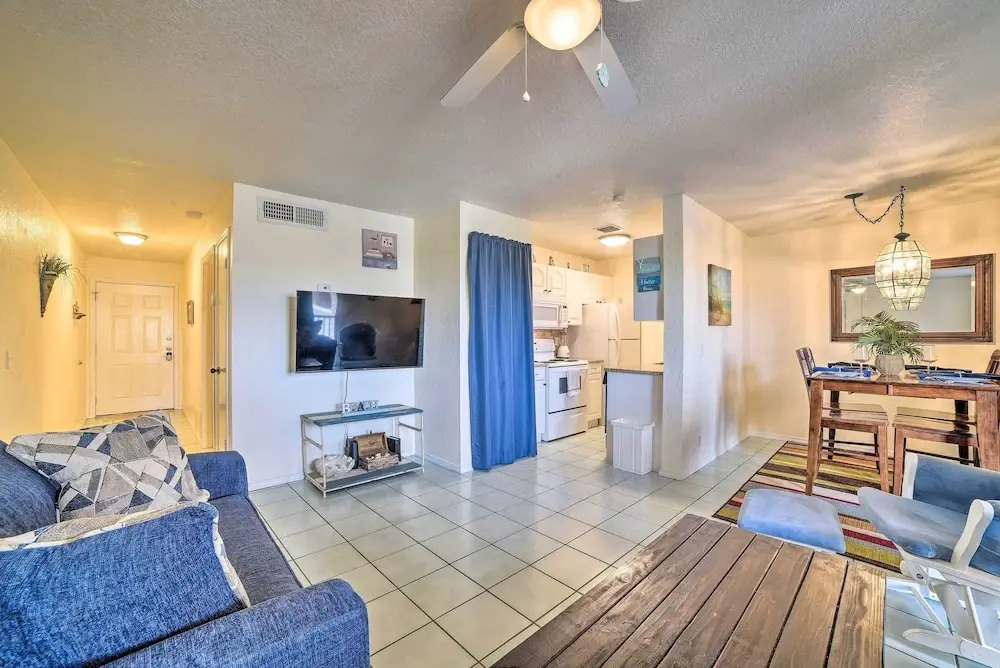 Coastal Condo w/ Dock Access, 2 Miles to Beach!