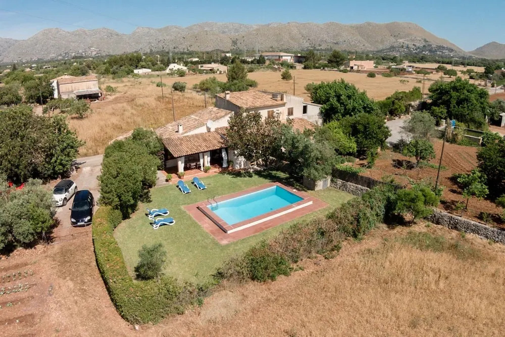 Villa - 2 Bedrooms with Pool and WiFi - 107615