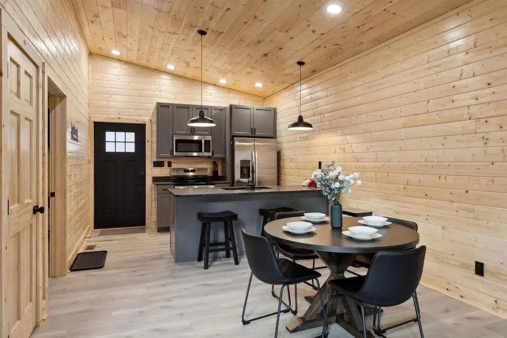 2 Brand New Cabins for Family Retreat