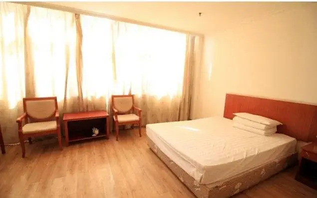 Yantai Fuhai Express Hotel