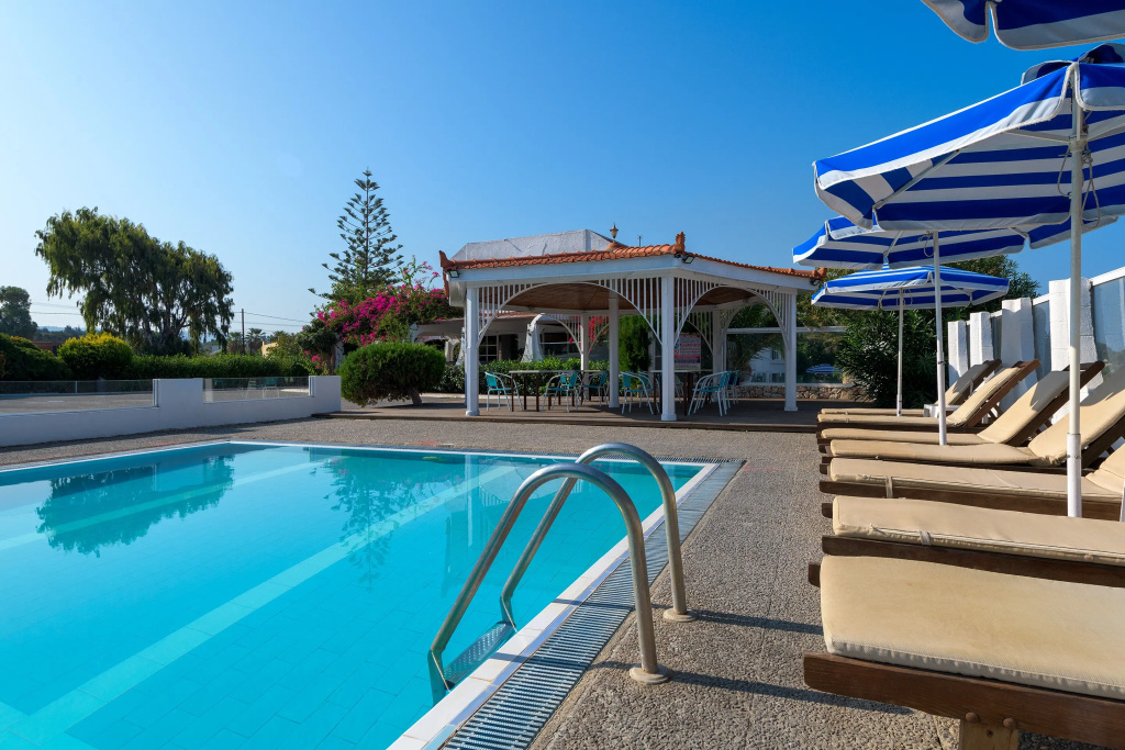 Отель Nirvana Beach
