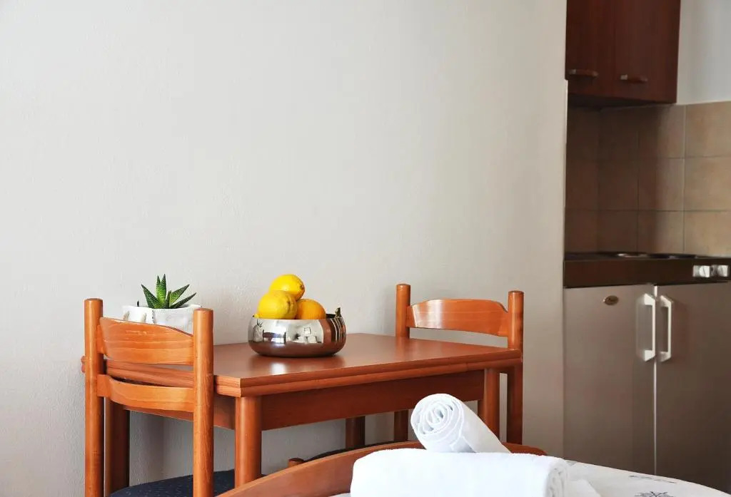 Sunrise Apartments and Studio Apartments